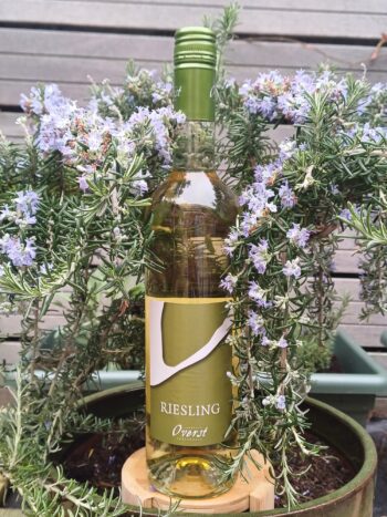 GoDutch!Wine_Landgoed_Overst_Riesling_2022